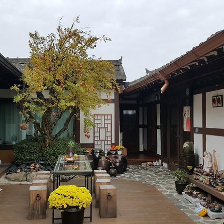 Inyeon Hanok Guesthouse Чонджу Экстерьер фото