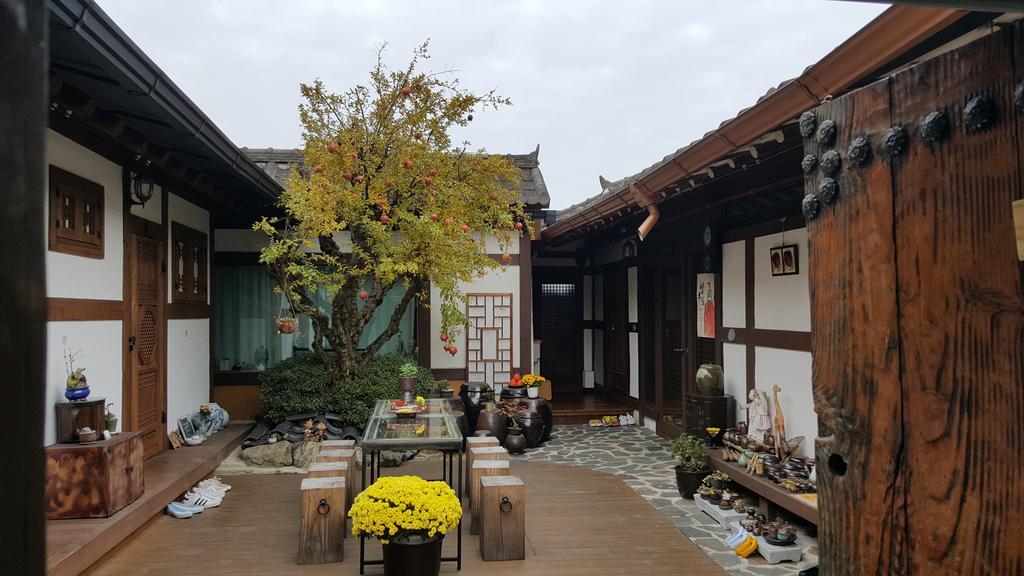 Inyeon Hanok Guesthouse Чонджу Экстерьер фото