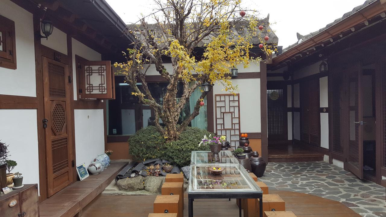 Inyeon Hanok Guesthouse Чонджу Экстерьер фото