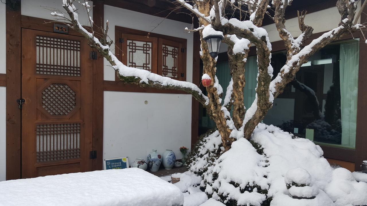 Inyeon Hanok Guesthouse Чонджу Экстерьер фото