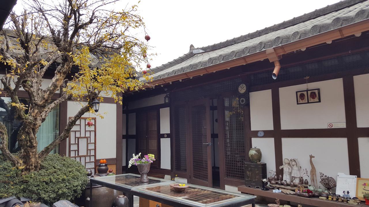 Inyeon Hanok Guesthouse Чонджу Экстерьер фото
